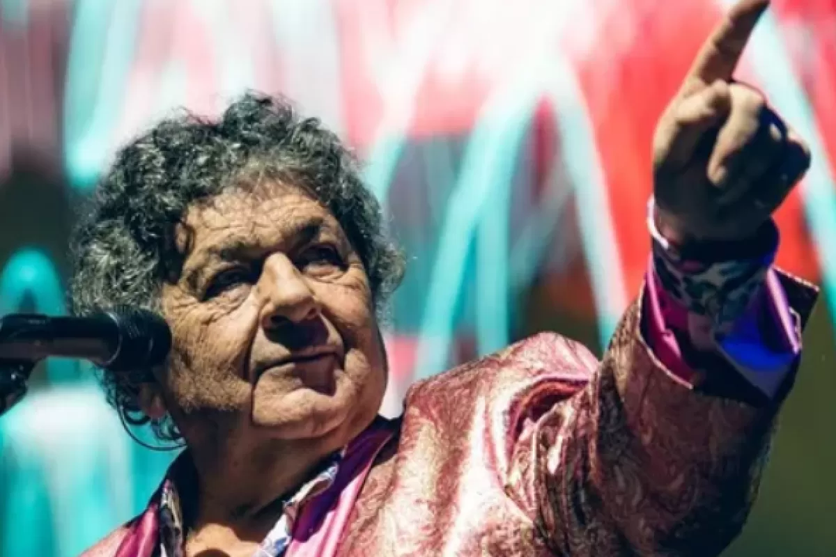 VIDEO | Reaparición sorpresa: Cacho Deicas volvió a cantar con su nieto y emocionó a todos