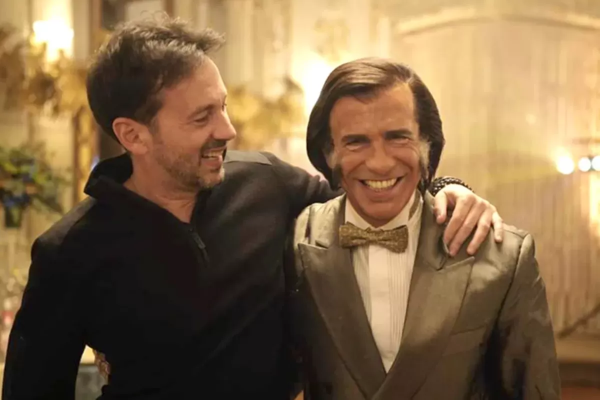 La producción de la serie sobre Menem utilizó cintas como amuleto