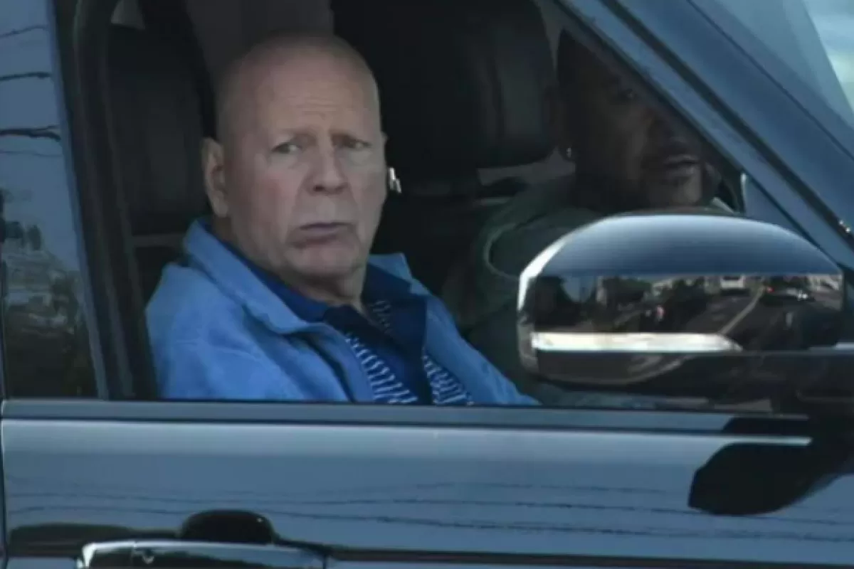 VIDEO | El dolor de Hollywood: Bruce Willis ya no habla ni recuerda su carrera como estrella de cine