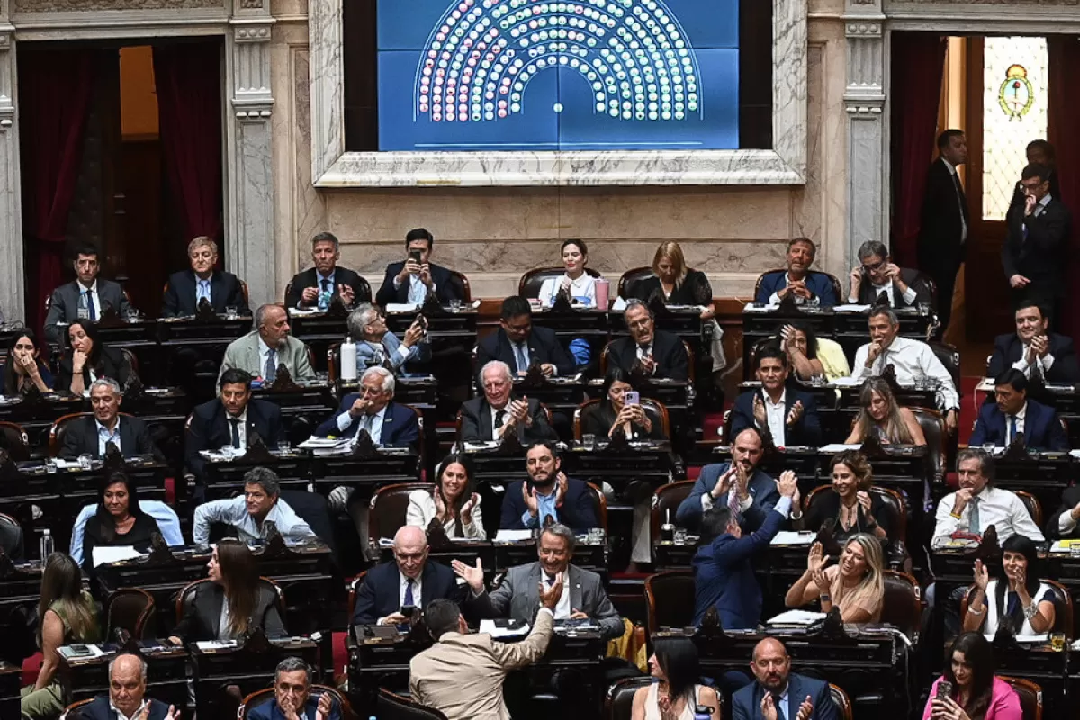 El Senado aprobó la eliminación de las PASO con apoyo de legisladores peronistas y radicales