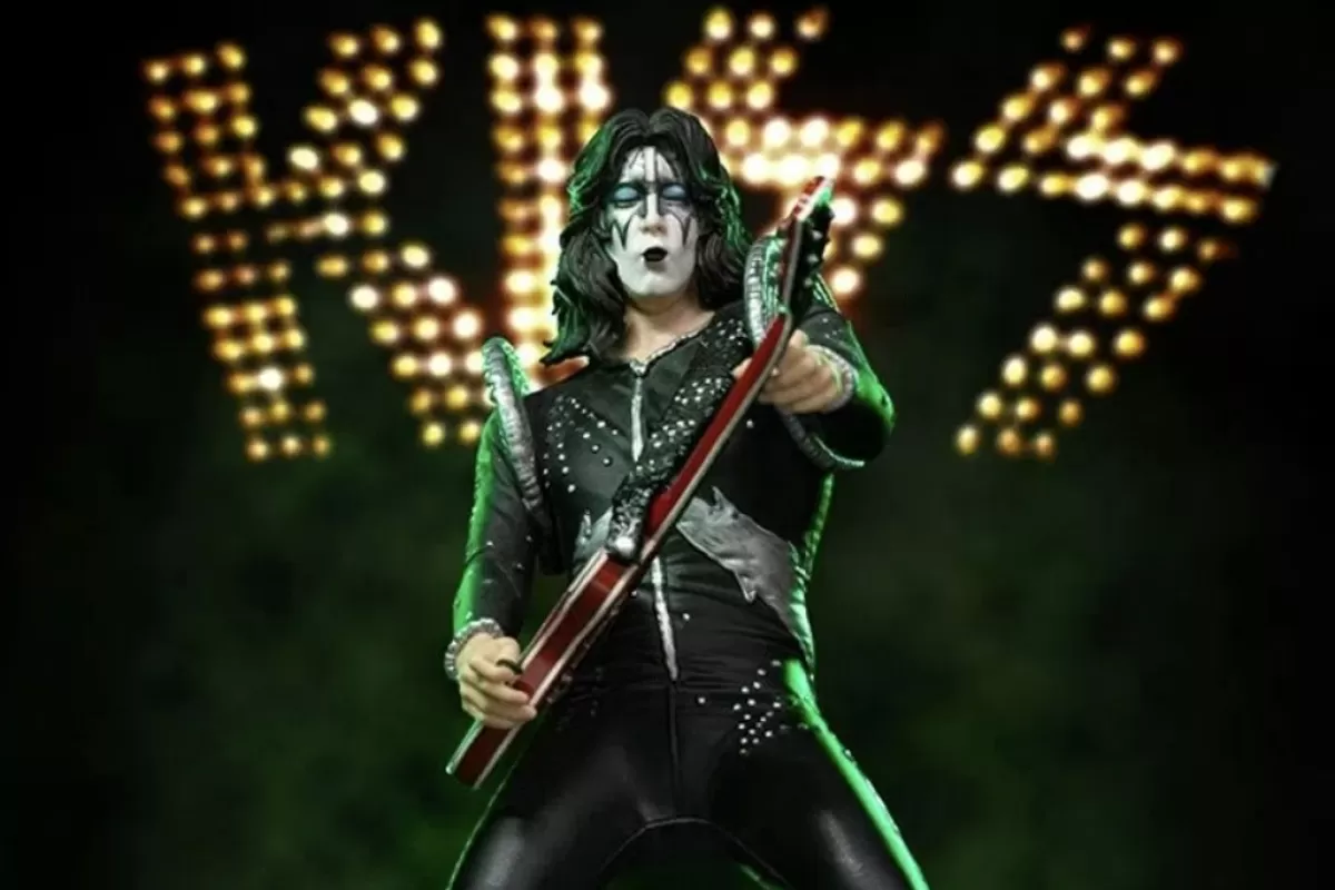 VIDEO | El último viaje del "Spaceman": adiós a Ace Frehley, leyenda inmortal de Kiss