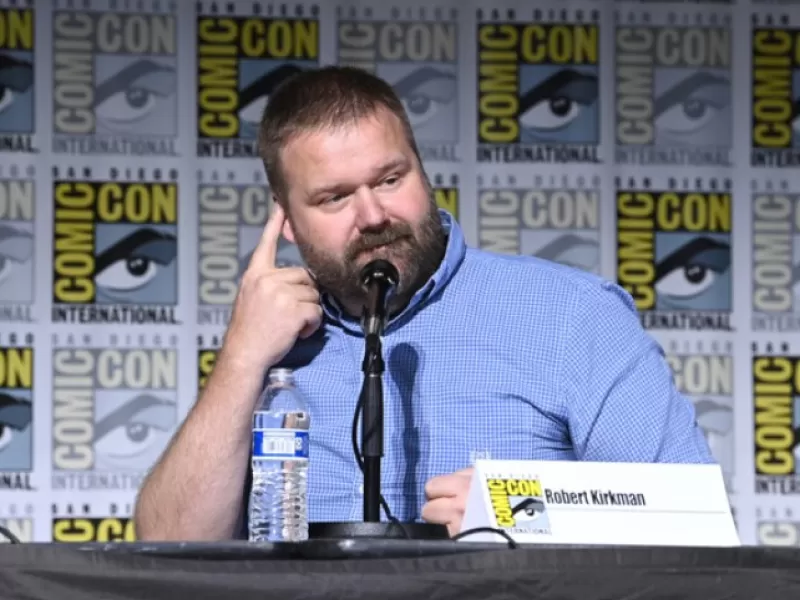 Robert Kirkman descarta por ahora un gran crossover de The Walking Dead al estilo Marvel