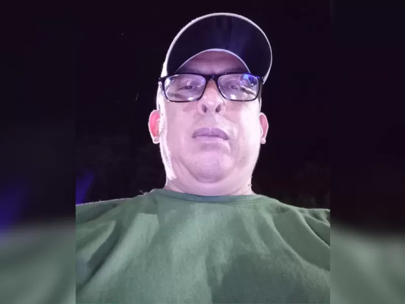 VIDEO | Javi Agüero apuesta a canciones picarescas y mantiene una agenda activa en medios