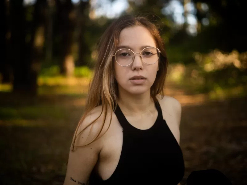 La uruguaya Fiorella Pérez combina el modelaje con la costura y los idiomas: “Nunca hay que dejar de aprender”