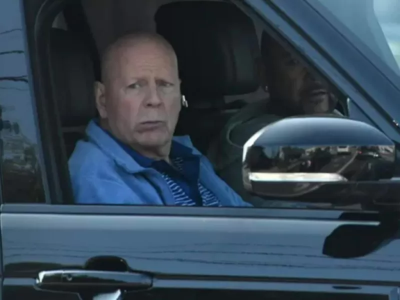 VIDEO | El dolor de Hollywood: Bruce Willis ya no habla ni recuerda su carrera como estrella de cine