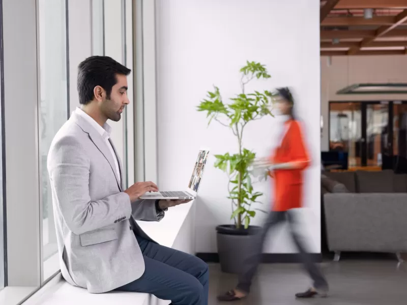 VIDEO | 7 de cada 10 empresas operan nubes “por accidente” y ahora deben rediseñarlas para integrar IA y proteger datos