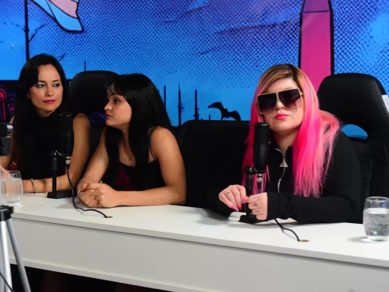 VIDEO | Stephy Ayala, la voz de la "cumbia rosa", deslumbró en NOVA Stream