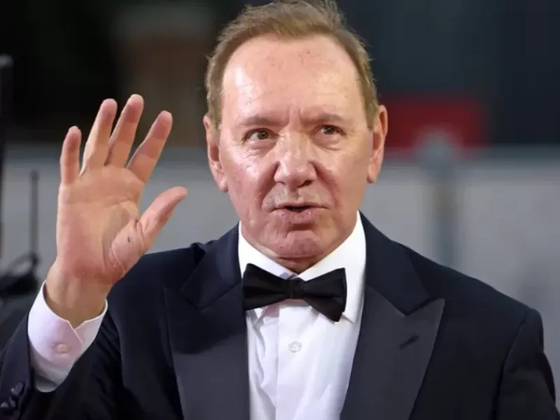 VIDEO | Kevin Spacey, absuelto en todos los juicios, reveló que vive sin casa y sin ahorros tras siete años de batallas legales