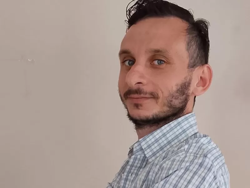 Matías Español suma su experiencia en medios a la creación de un movimiento político juvenil