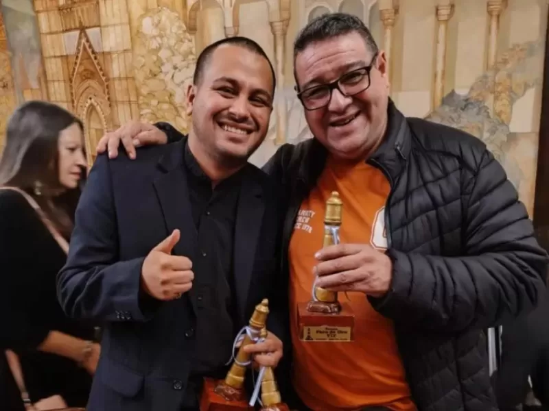VIDEO | Dos galardones en la misma noche para Ulises Catriel Cuenca durante la edición 2026 de los Faro de Oro VIP