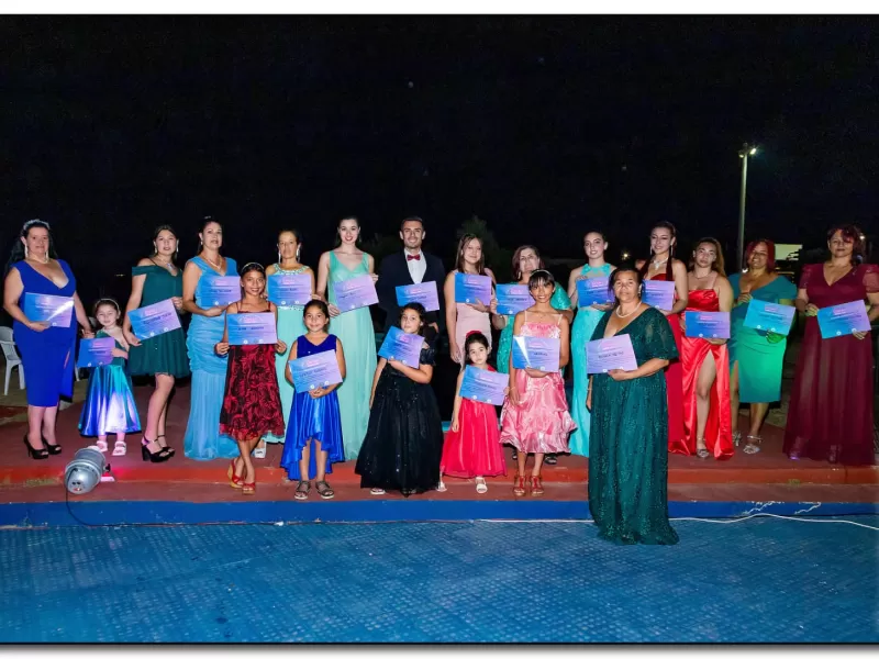 Uruguay: un desfile en San Luis reunió moda y solidaridad donde triplicó la recolección de útiles para chicos