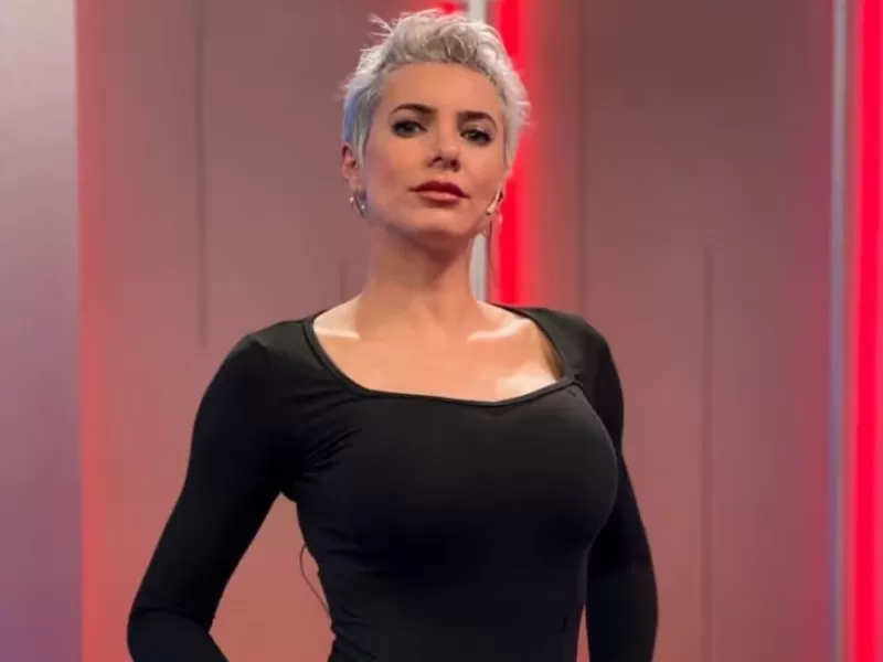 VIDEO | Tamara Bella reemplaza a Lorena Paola en funciones de “Los sospechosos del piso 10” en CABA