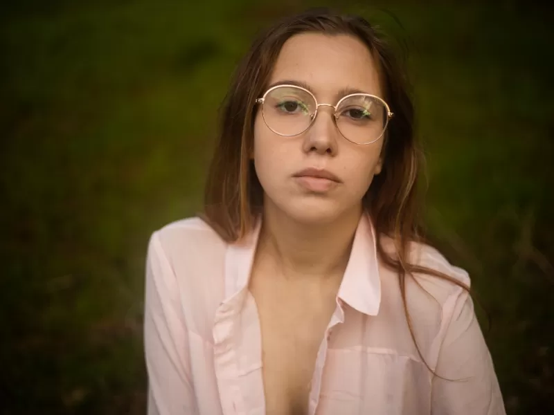 La uruguaya Fiorella Pérez combina el modelaje con la costura y los idiomas: “Nunca hay que dejar de aprender”